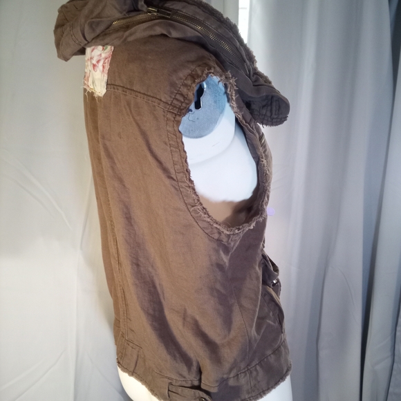 Free People Brown Vest with Floral Patch - Picture 3 of 4